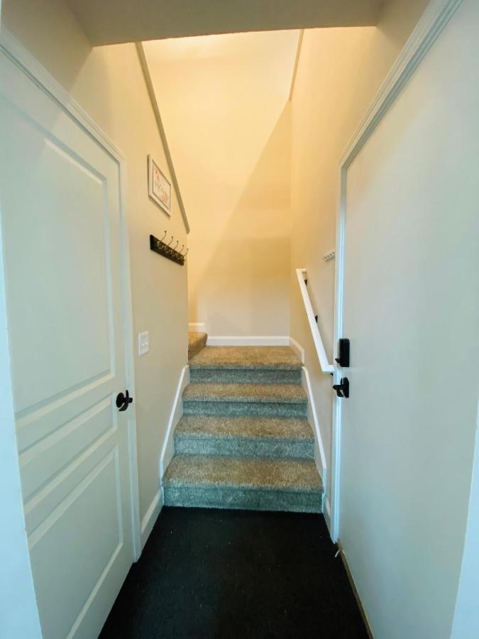 Beautiful 2 Bedroom 1 Bath Apartment With Private Garage Anchorage Exteriér fotografie