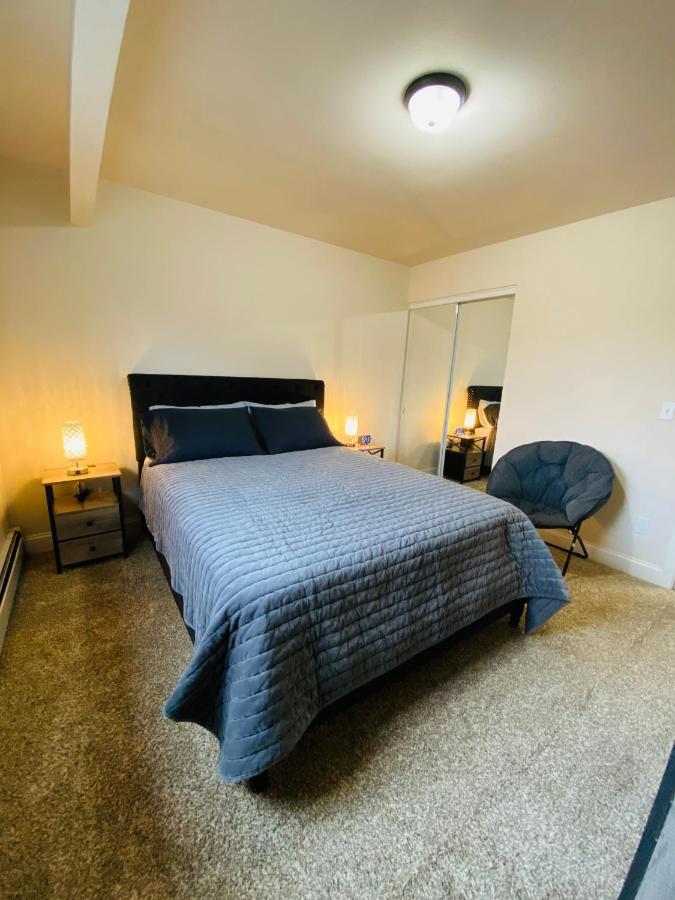 Beautiful 2 Bedroom 1 Bath Apartment With Private Garage Anchorage Exteriér fotografie